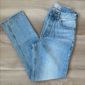 Everlane - The 90’s Cheeky Jean